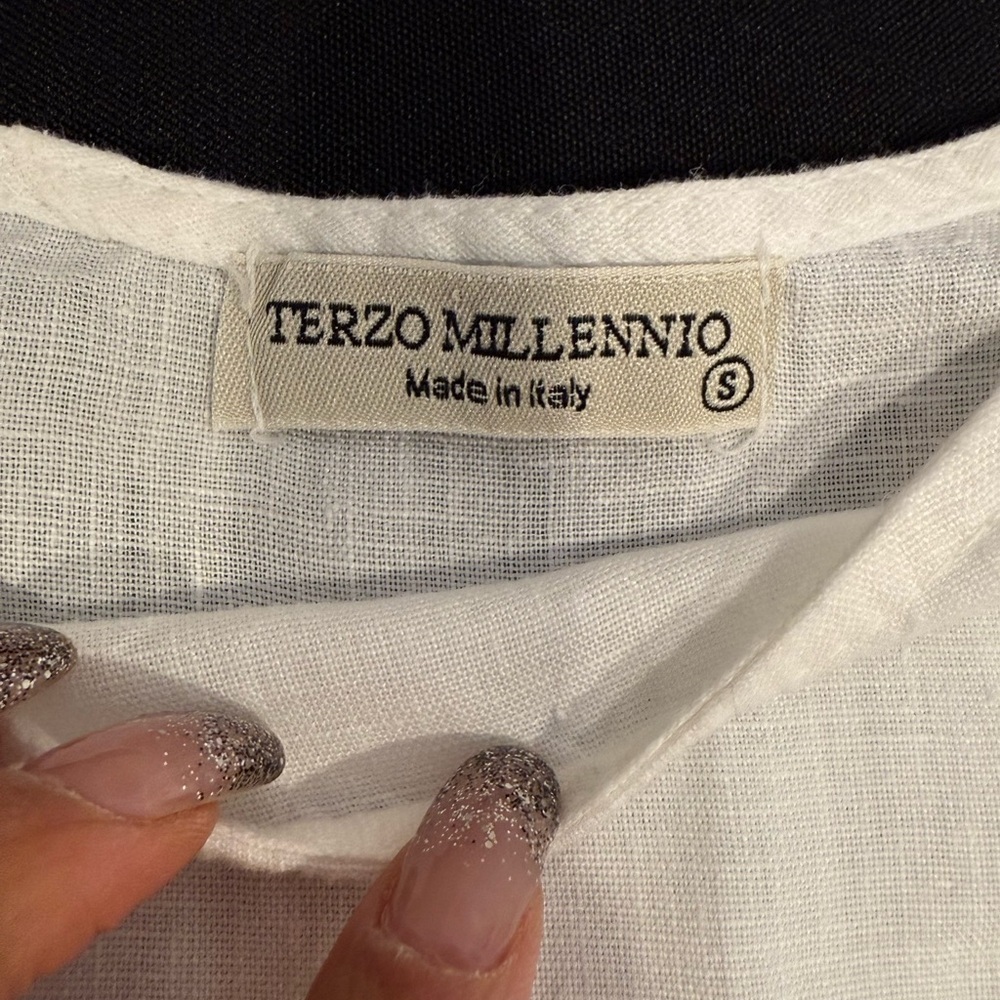 🔥Terzo Millennio Women's White Linen Top Size S oversized Like New🔥 - Picture 3 of 5